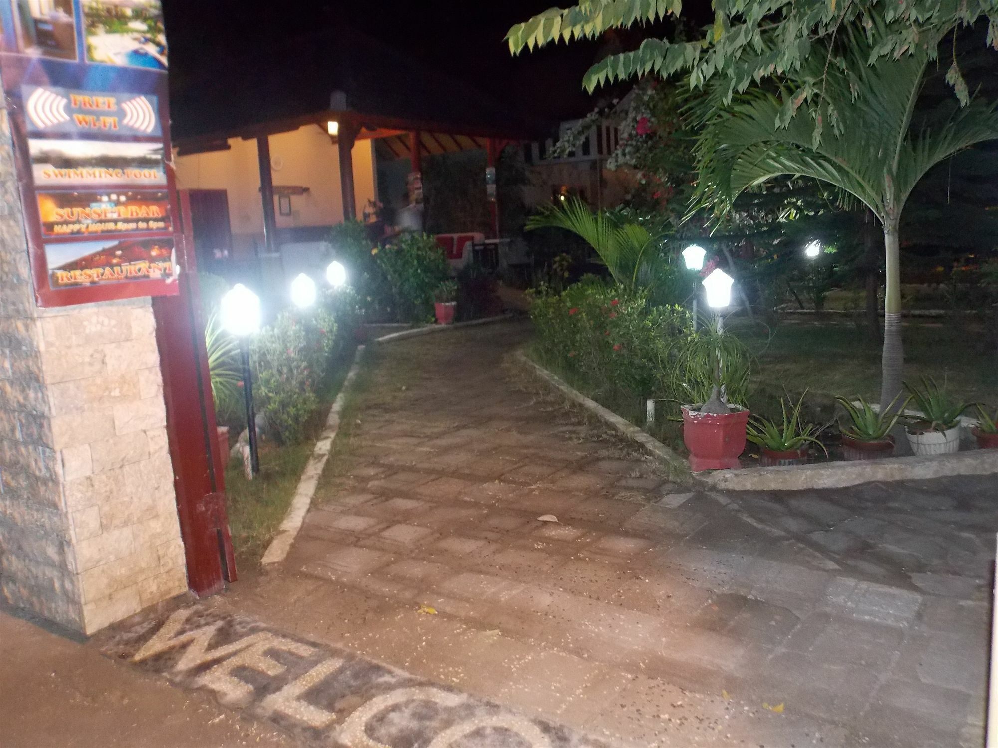 Tropical Hideaways Resort Gili Meno Exterior foto